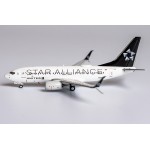 NG Model United Airlines 737-700/w N13720 Star Alliance 1:400